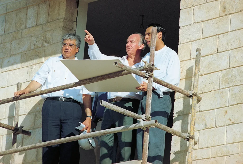 His Highness Aga Khan overlooking New school Campuses
